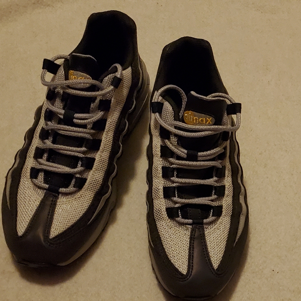 🔥🔥🔥 NIKE AIRMAX 95s OFF-WHITE/BLACK/BLUE - 6.5